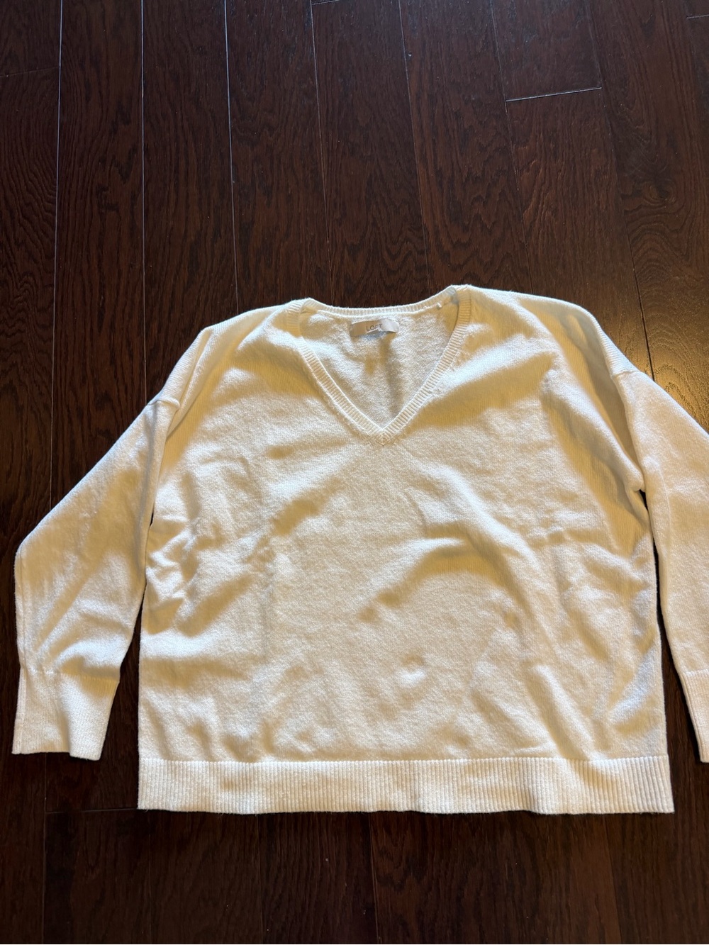 LOFT Cream V-Neck Lightweight Sweater, Large